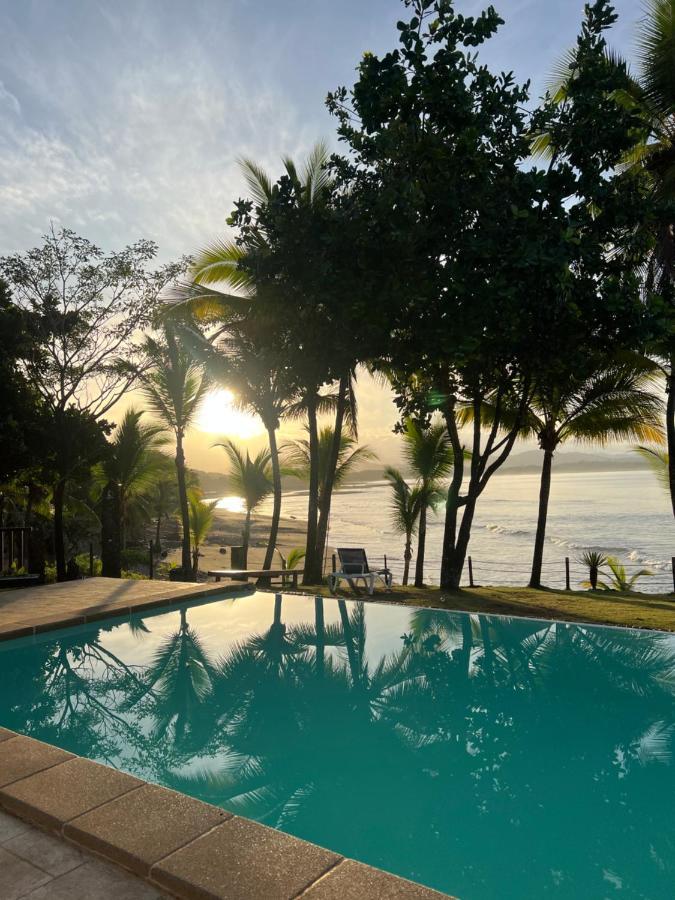 Hotel Playa Reina Llano de Mariato Exterior photo