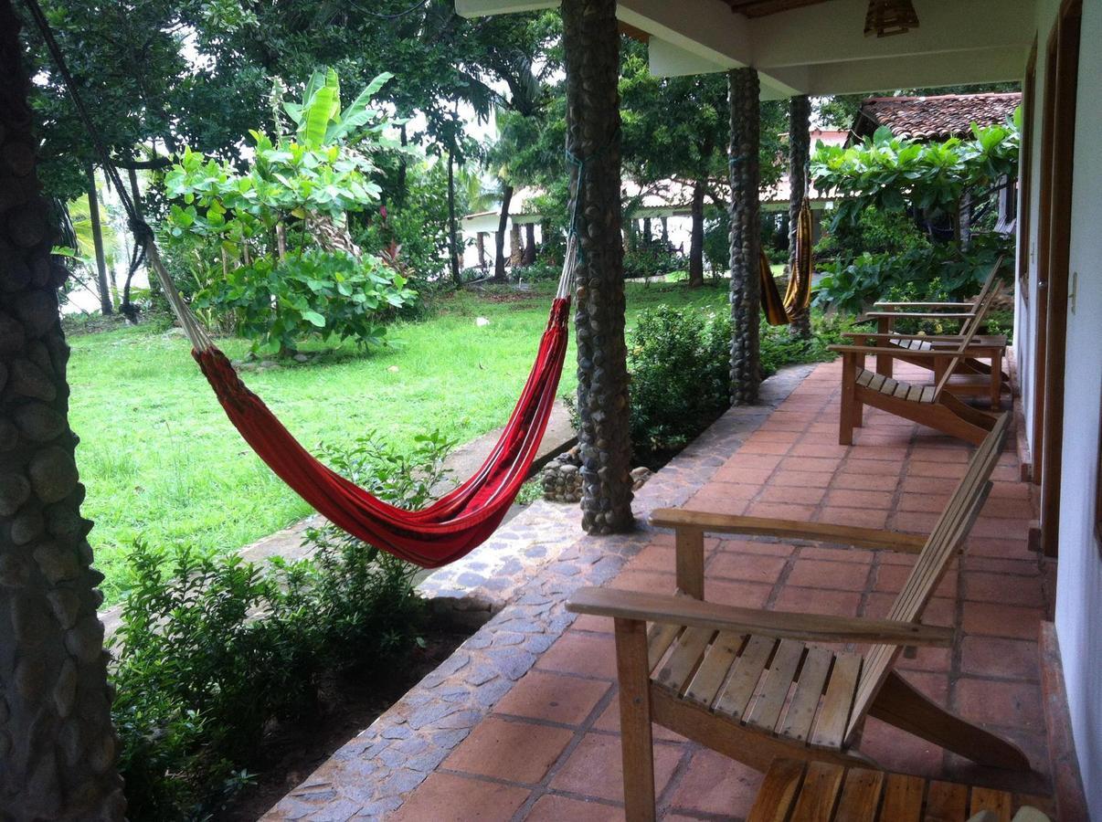 Hotel Playa Reina Llano de Mariato Exterior photo